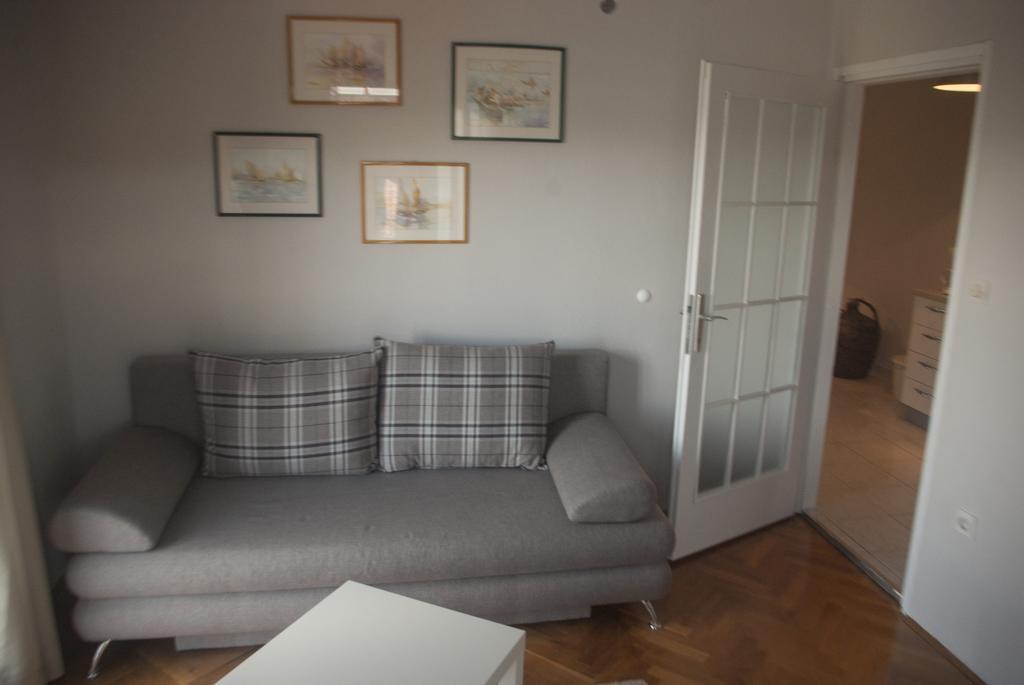 Apartments Vongula Трогір Екстер'єр фото
