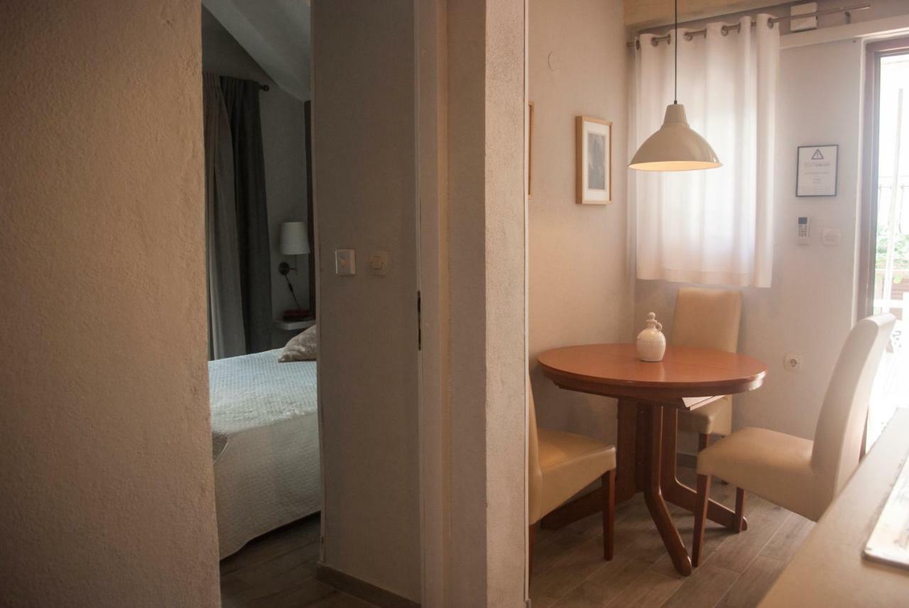 Apartments Vongula Трогір Екстер'єр фото